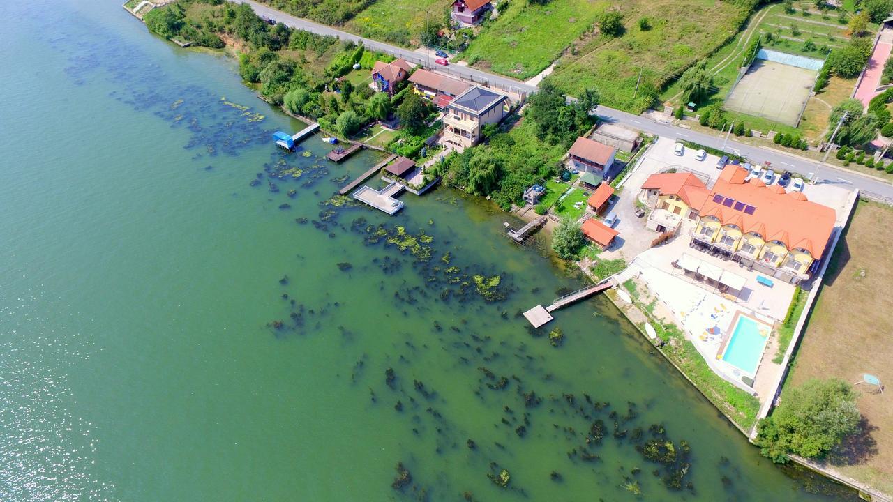 Mai Danube Ξενοδοχείο Ieşelniţa Εξωτερικό φωτογραφία